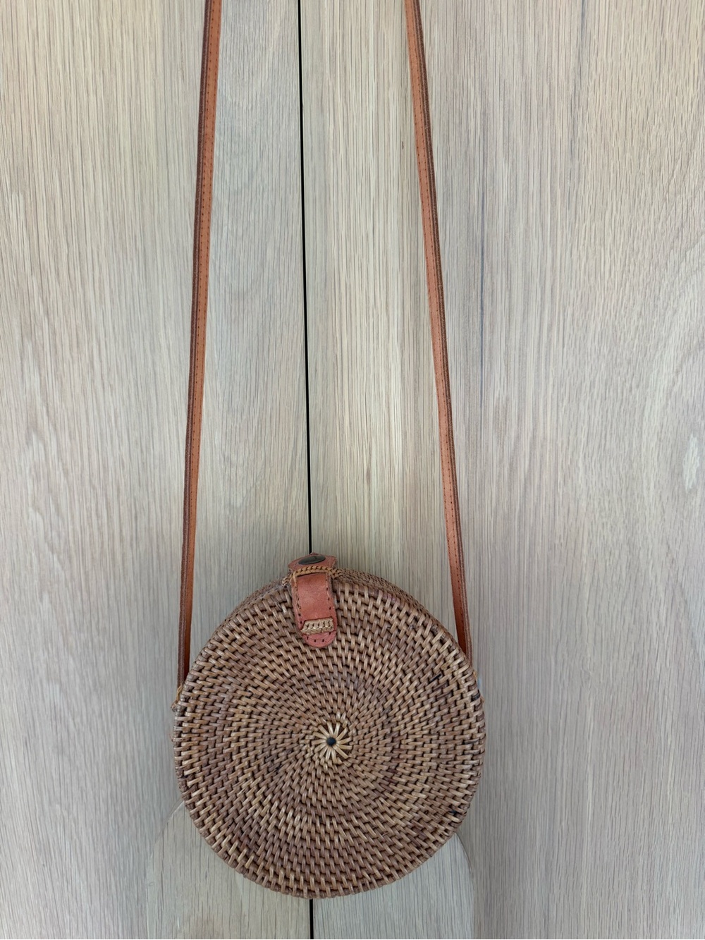 Handmade Indonesian NWOT Rattan Round Purse Leather Shoulder Strap Batik Fabric